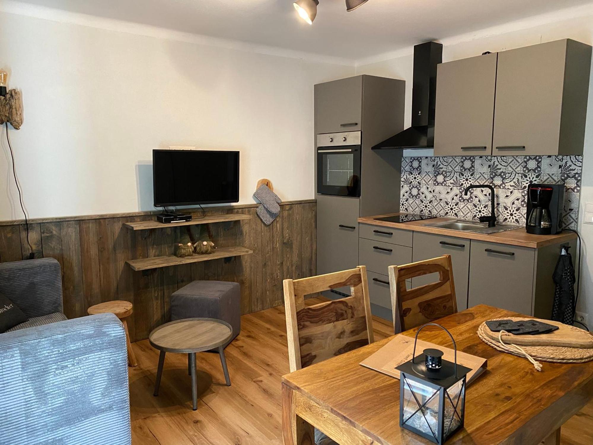 Appartement Brettljause Ferienhaus Fuenf Sinne Döbriach Екстериор снимка